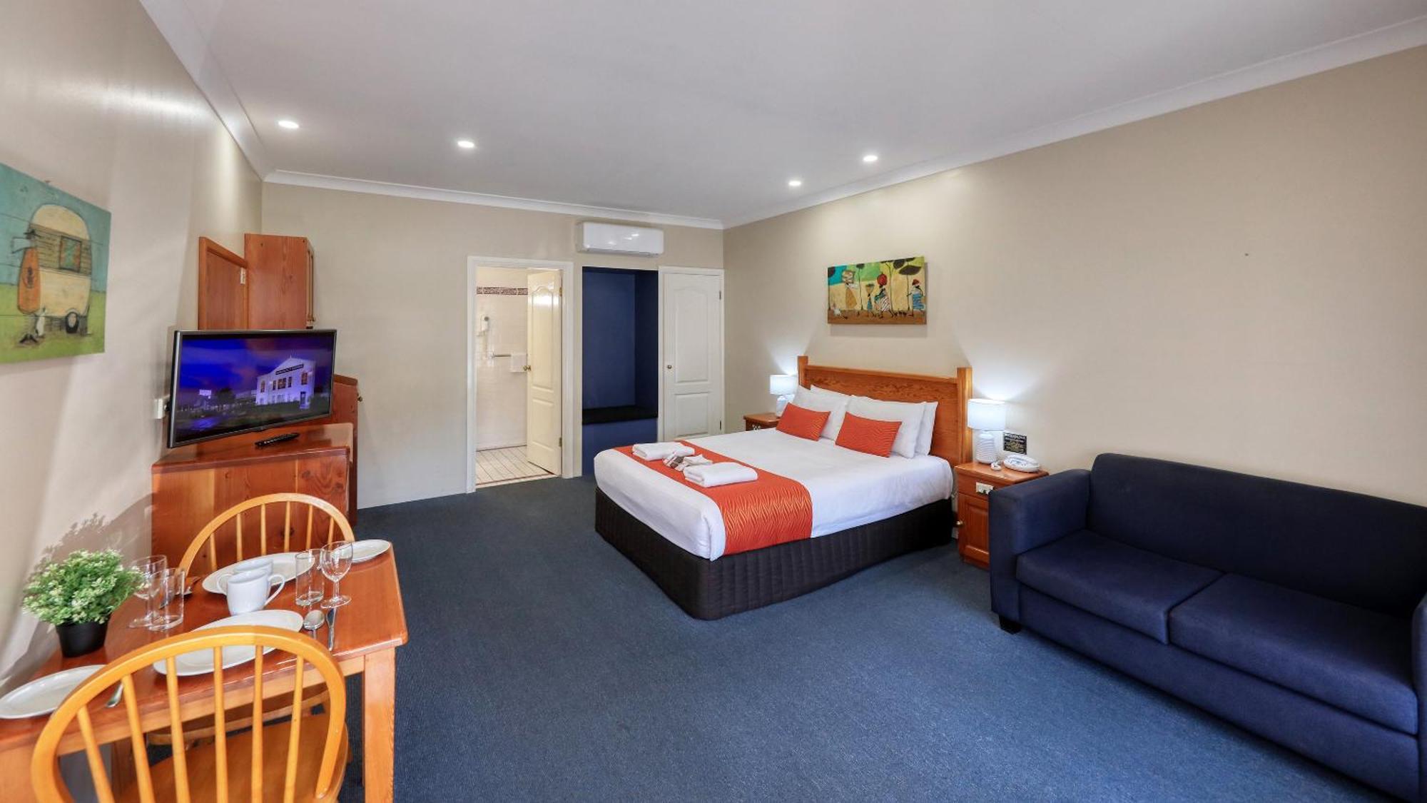 Breakout Motor Inn Каура Экстерьер фото